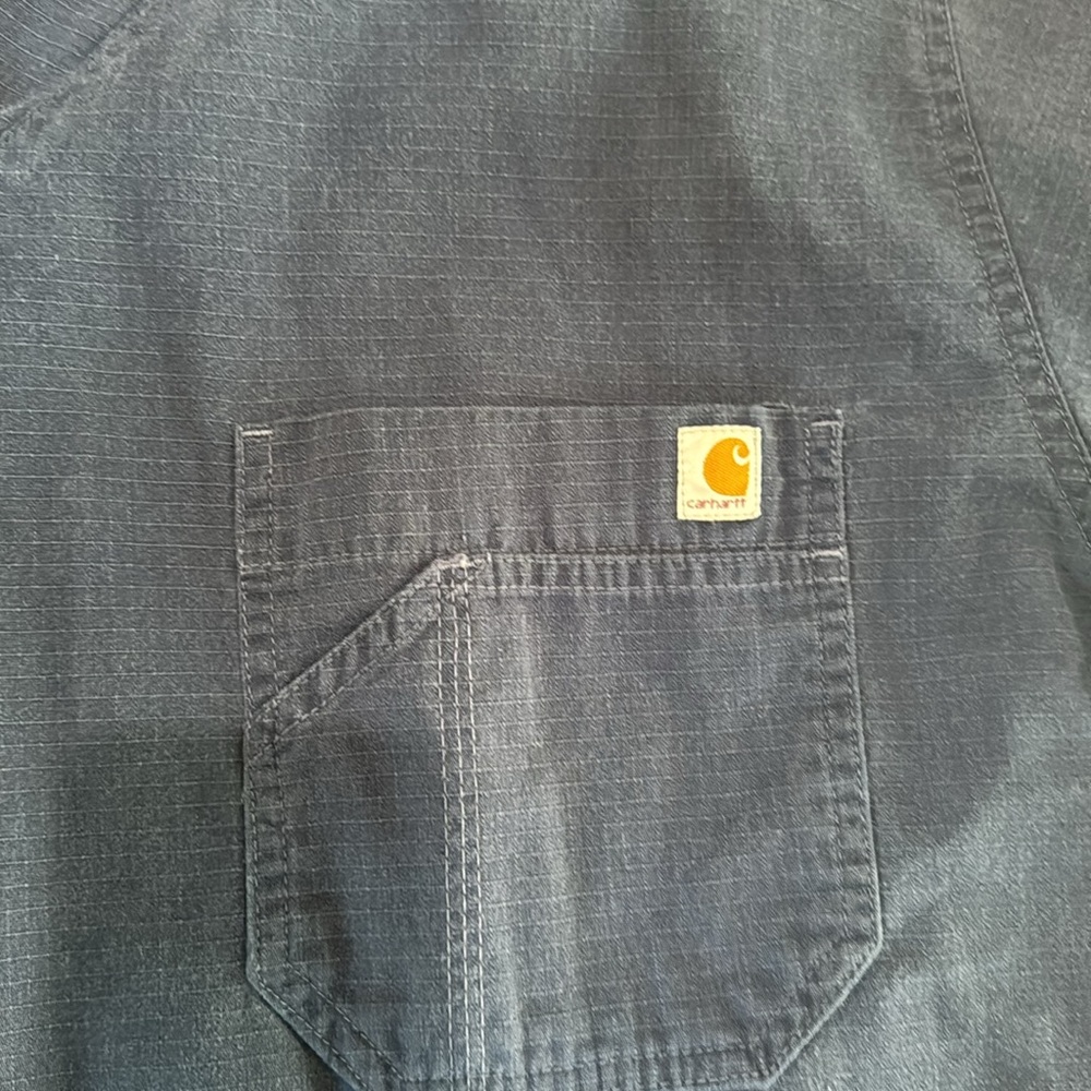 Carhartt scrubs shirt - Picture 3 of 5